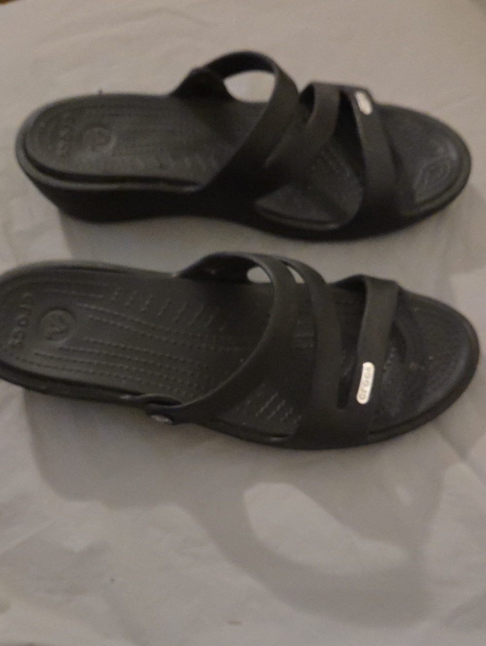 Crocs ladies size 9 new without tags - Picture 3 of 7
